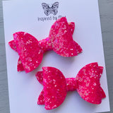 Small Mariah Piggy Clip Pair - Hot Pink