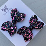 Small Alani Piggy Clip Pair - Black & Pink Mix Glitter