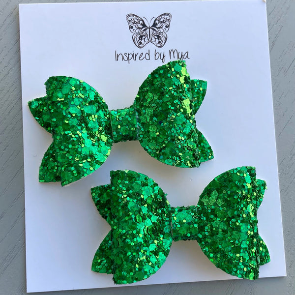 Small Mariah Piggy Clip Pair - Green Glitter