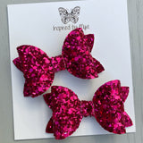 Small Mariah Piggy Clip Pair - Hot Pink Glitter