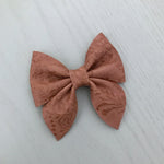 Small Everly Bow -  Vintage Chocolate