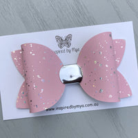 Alani Bow - Pink & Rainbow Silver