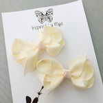Boutique Bow Piggy Pair - Ivory Cream