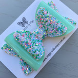 Charlotte Bow - Pastel Mint Rainbow