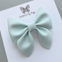 Small Everly Bow Clip - Ice Mint Shimmer Suede