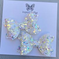 Small Mariah Piggy Clip Pair - White Mix Glitter