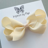 4 Inch Boutique Bow Clip - Ivory Cream