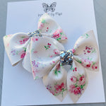 Small Everly Bow Piggy Pair Clips - Floral