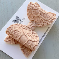 Alani Bow - Almond Lace