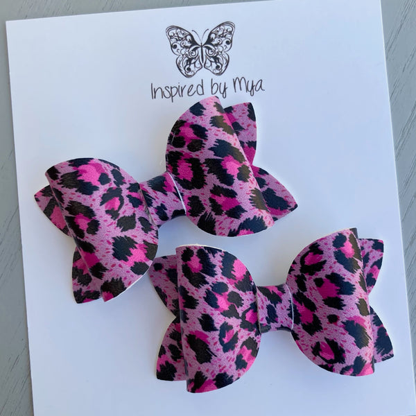 Small Pippa Piggy Clip Pair - Hot Pink Leopard